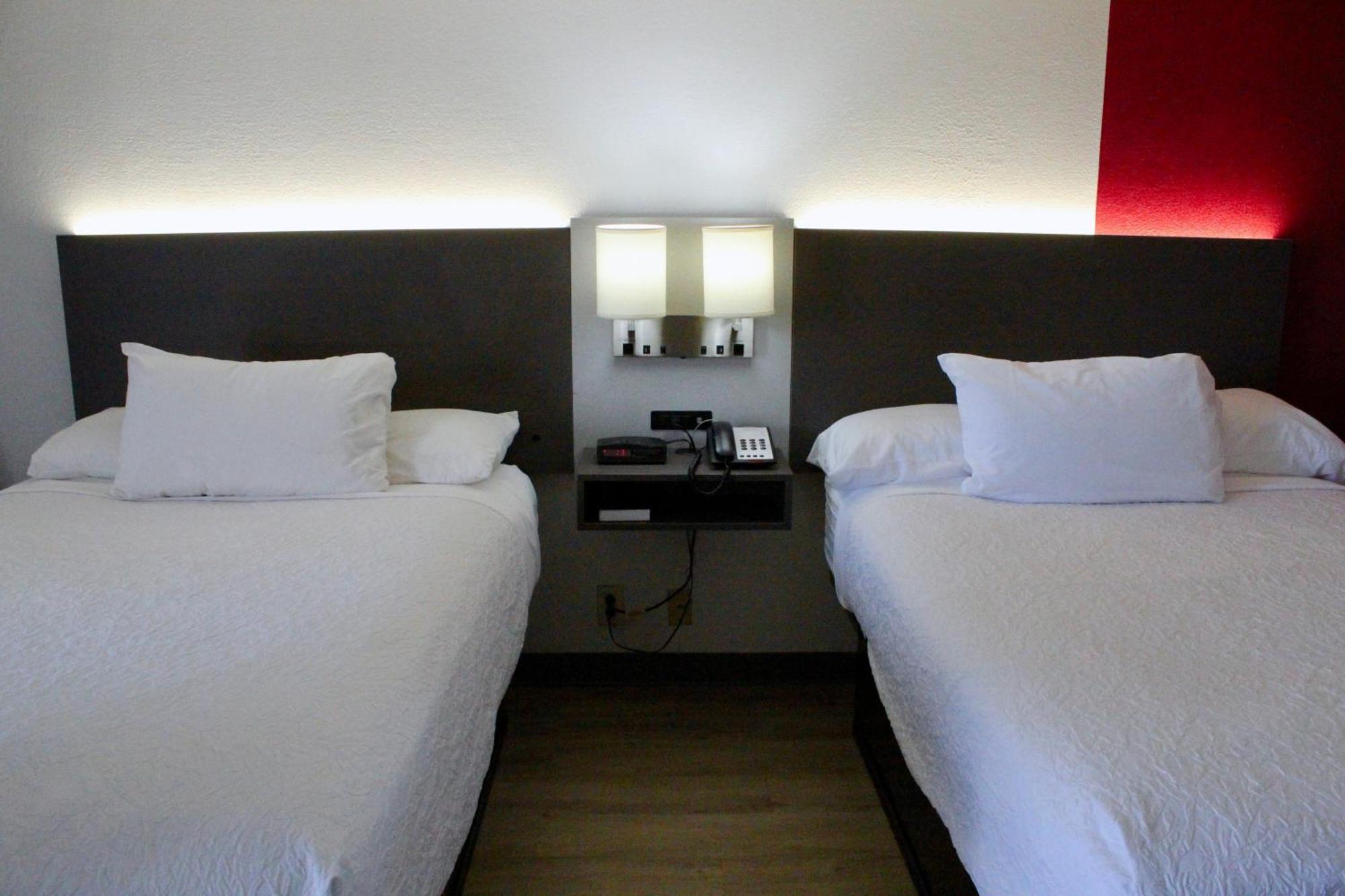 รามาดา บาย วินด์แฮม แฮริสันเบิรก์ Motel แฮร์ริสันเบิร์ก ภายนอก รูปภาพ